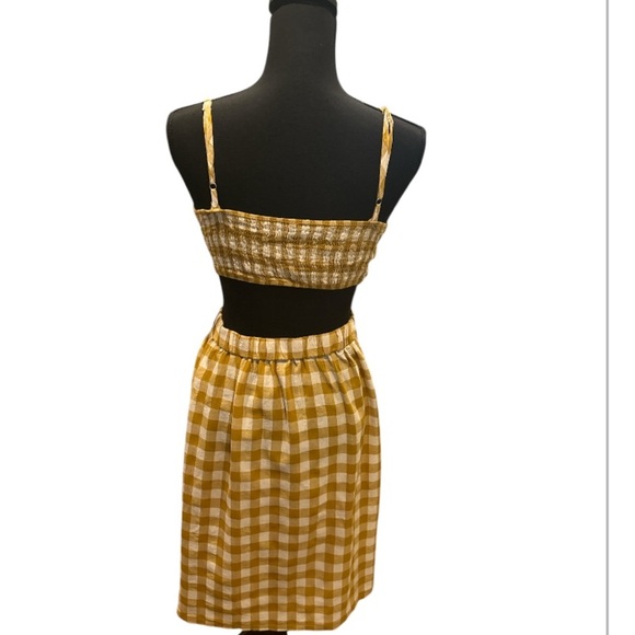 Classic fashion yellow and white checkered 2 piece skirt set, size M. - Picture 5 of 8